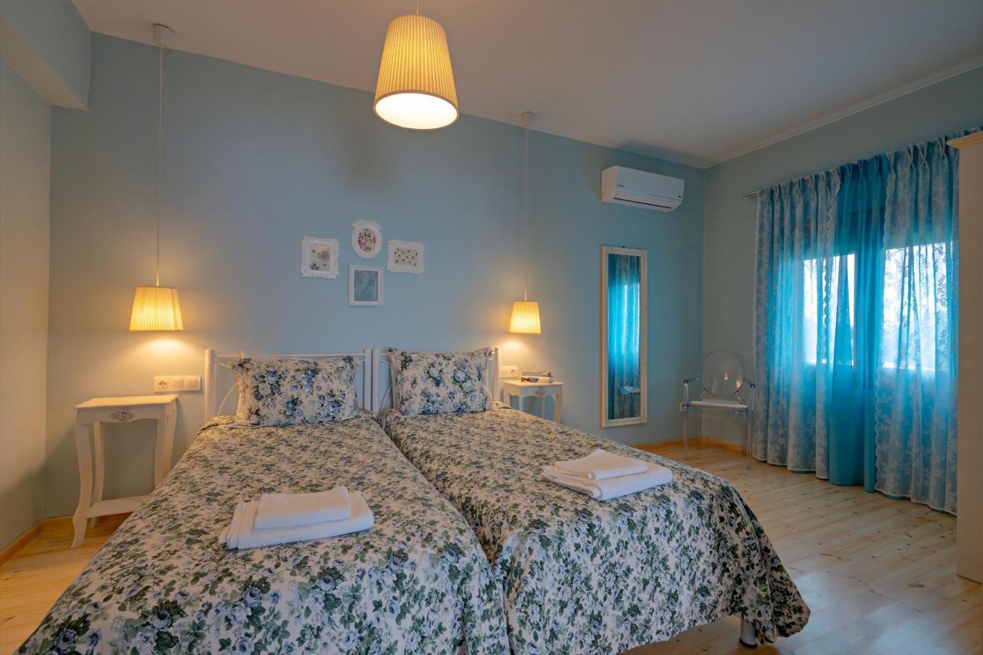 The Village Apartments Plakias Extérieur photo