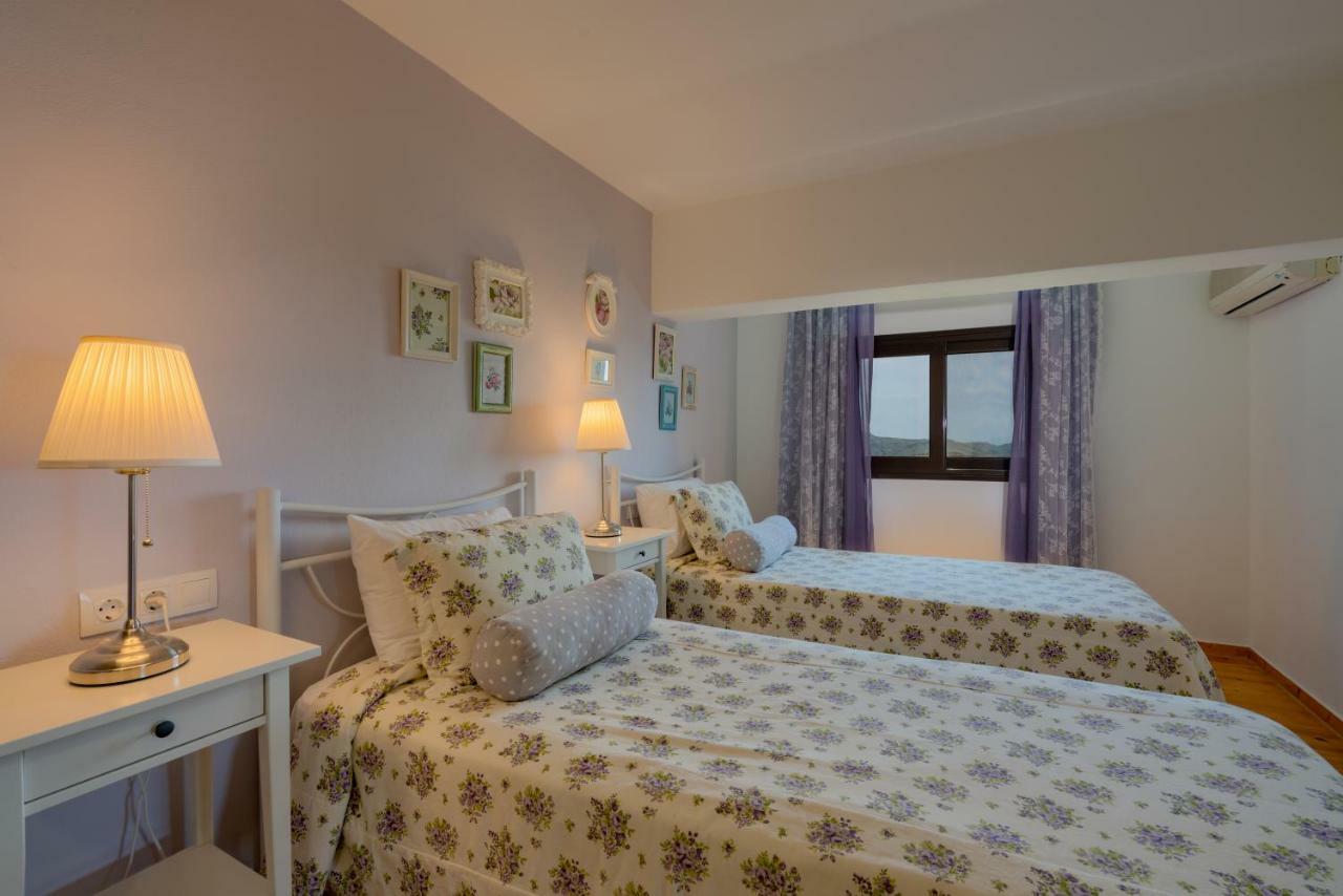 The Village Apartments Plakias Extérieur photo